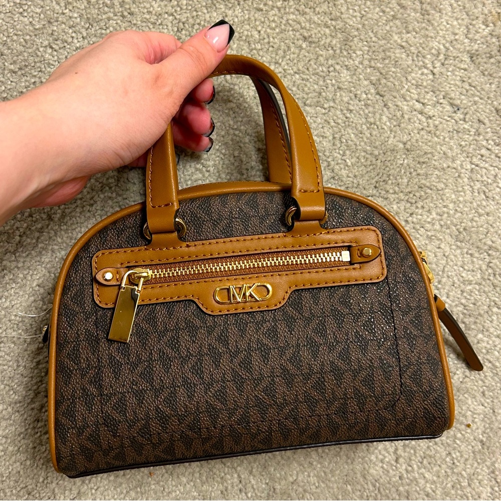 NWT Michael kors mini bag